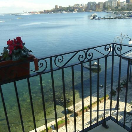 Albergo Del Sole Таранто Екстериор снимка